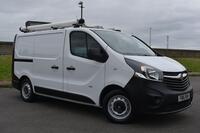 VAUXHALL VIVARO