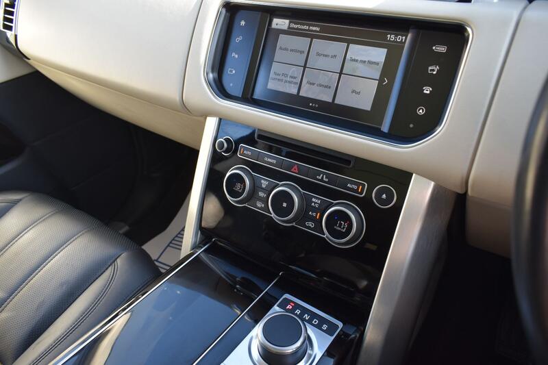 LAND ROVER RANGE ROVER